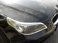 BMW 5-serie E60/E61 2003–2010 Krom forlygterammer (2 stk., plast) foto 1