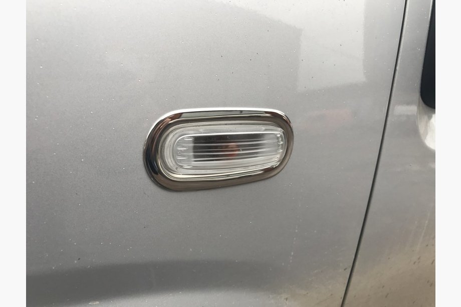 Fiat Doblo II 2010–2022 Krom omramning til blinklys (2 stk., rustfrit stål) Image