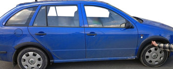 Skoda Fabia 2000–2007 Skærmforøgere (sæt, sorte) foto 1