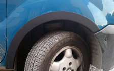 Renault Kangoo 1998–2008 Hjulbuekanter (4 stk., sorte) Plast foto 1