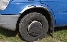 Volkswagen LT 1995–2006 Skærmkantlister (4 stk., rustfrit stål) foto 1