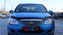 Kia Cerato 1 2004–2009 Motorhjelmsdeflektor (VIP) foto 1