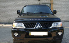 Mitsubishi Pajero Sport 1996–2007 Deflektor til motorhjelm (VIP) foto 1
