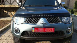 Mitsubishi L200 2006–2015 Motorhjelmsdeflektor (VIP) foto 1