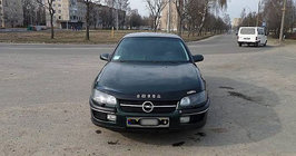 Opel Omega B 1994–2003 Motorhjelmsdeflektor (1993-1999, VIP) foto 1