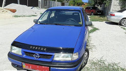 Opel Vectra A 1987–1995 Motorhjelmsdeflektor (VIP) foto 1