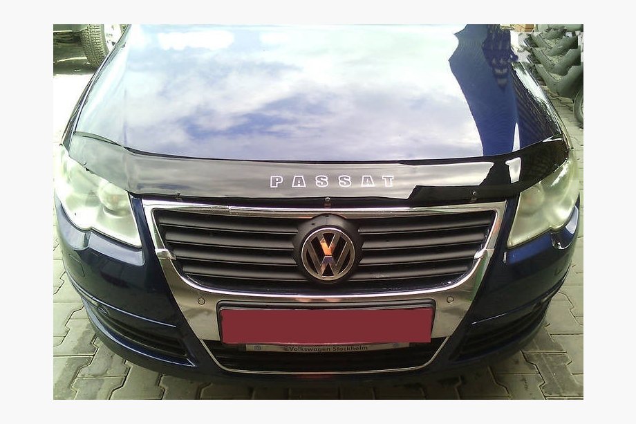 Volkswagen Passat B6 2006–2012 Deflektor til motorhjelm VIP Image