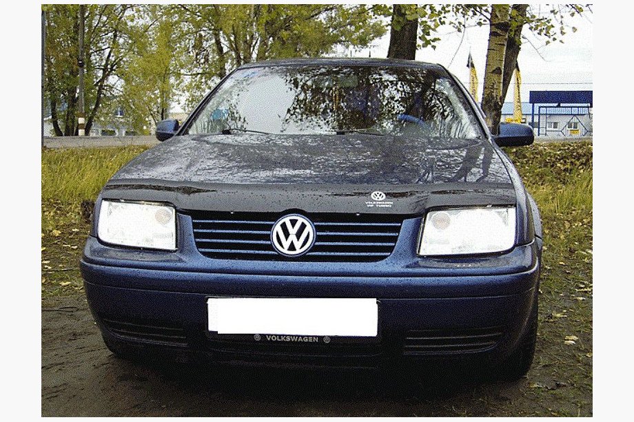 Volkswagen Bora 1998–2004 Motorhjelmsdeflektor (VIP) Image