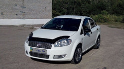 Fiat Linea 2006–2018 Motorhjelmsdeflektor (VIP) foto 1