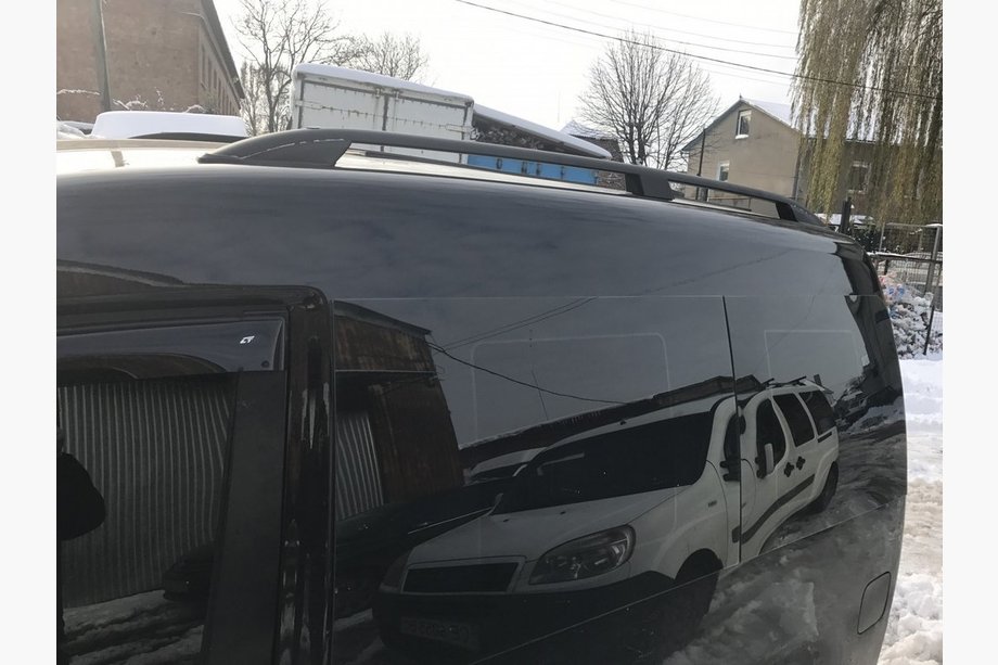 Volkswagen Caddy 2015–2020 Skyport BLACK tagrælinger Foto 3