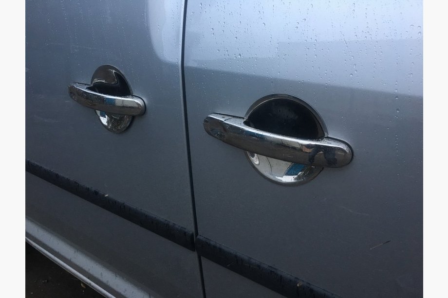 Volkswagen Caddy 2010–2015 Dørgrebsdæksler (rustfrit stål) 4 stk. Carmos - tyrkisk rustfrit stål Foto 4