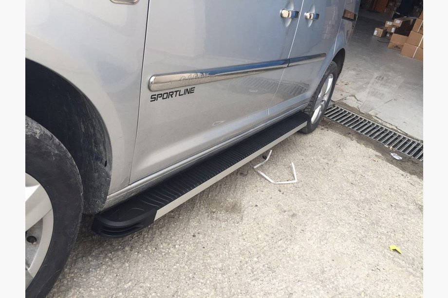 Volkswagen Caddy 2010–2015 Dørlister (4 stk., rustfrit stål) Standard base, Carmos - tyrkisk stål Image