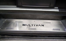 Volkswagen T5 Multivan 2003–2010 Indvendige dørtrinslister (OmsaLine, rustfrit stål) 4 døre, OmsaLine - italiensk rustfrit stål foto 3