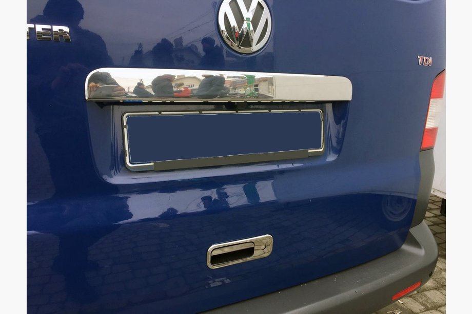 Volkswagen T5 Multivan 2003–2010 Nummerpladeliste over bagklap (rustfrit stål) Uden tekst, Carmos - tyrkisk stål Image