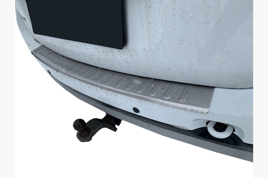Dacia Duster 2008–2018 Carmos V1 bagkofangerbeskytter med bukket kant (rustfrit stål) Image