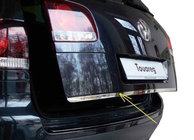 Volkswagen Touareg 2010–2018 Kantliste til bagklap (rustfrit stål) foto 1