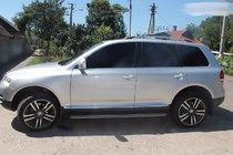Volkswagen Touareg 2002–2010 Tagrælinger i krom (plastfødder) Metalbeslag foto 5