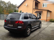 Volkswagen Touareg 2002–2010 Tagrælinger i krom (plastfødder) Metalbeslag foto 7