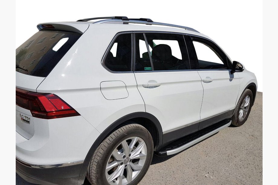 Volkswagen Tiguan 2007–2016 Fullmond sidetrin (2 stk., alu) Image