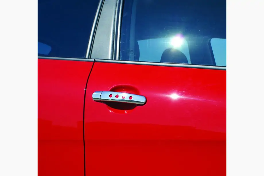 Skoda Fabia 2007–2014 Dørgrebskapper med huller (4 stk., rustfrit stål) Image