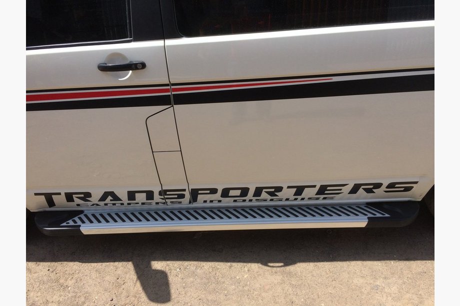 Volkswagen T6 2015–2024 Sidetrin Line (2 stk., aluminium) Image