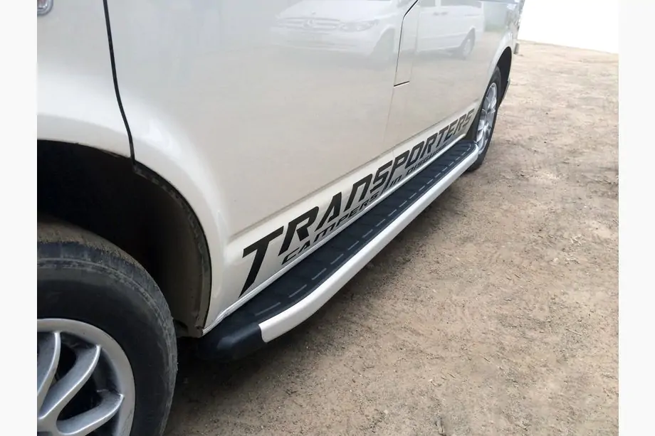 Volkswagen T6 2015–2024 Sidetrin Fullmond (2 stk., aluminium) Image
