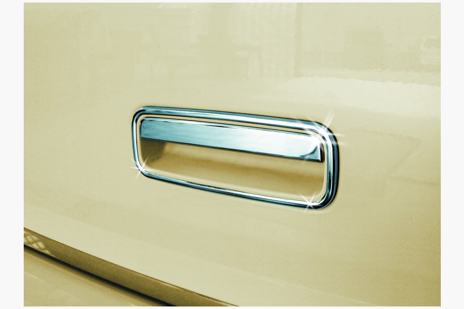 Volkswagen Caddy 2010–2015 Krom cover til bagdørshåndtag (rustfrit stål) OmsaLine - italiensk rustfrit stål Image