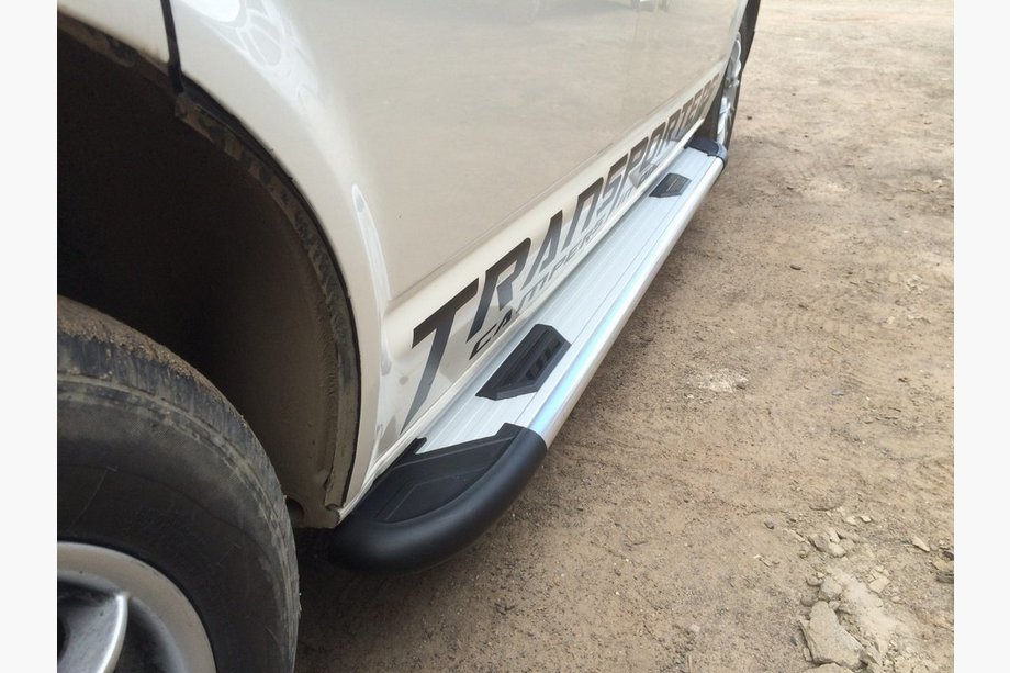 Volkswagen T6 2015–2024 Bosphorus OLD Grey sidetrin (2 stk., aluminium) Lang akselafstand Image