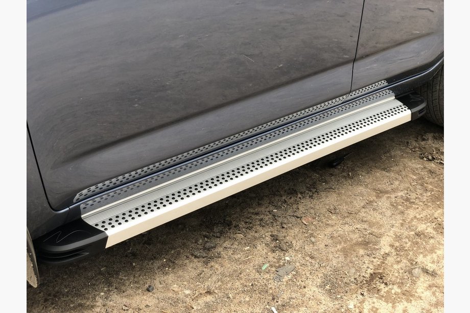 Toyota Land Cruiser 80 1990–1997 Sideskørter Maya V2 (2 stk., aluminium) Image