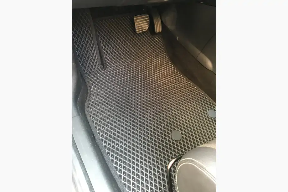 Renault Fluence 2009–2016 EVA gulvmåtter (sorte) Image