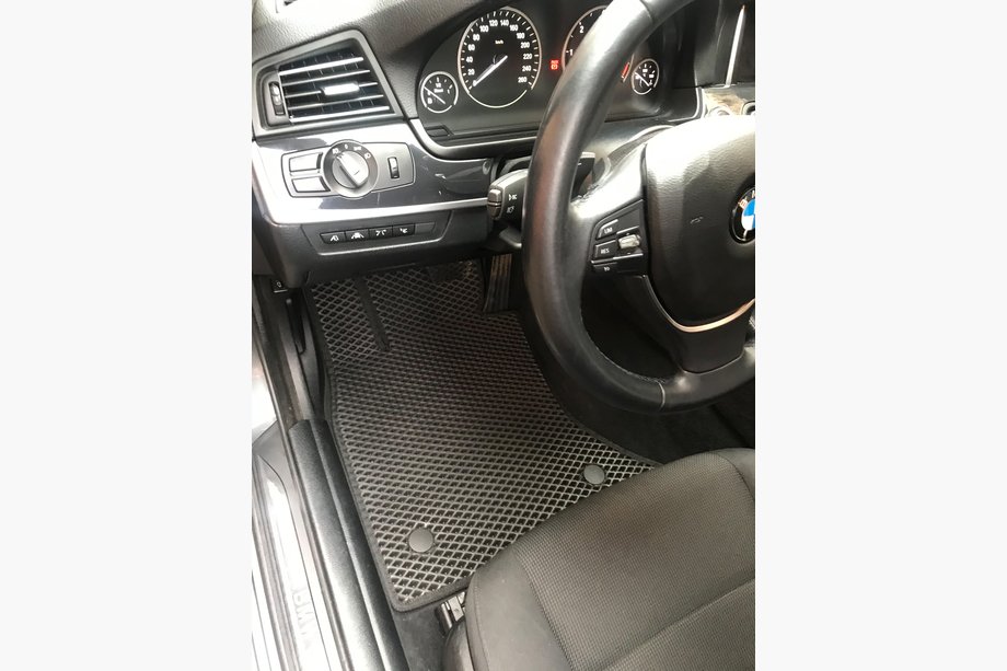 BMW 5-serie F10/F11 2010–2016 Bilmåtter 2013-2016 (EVA, sorte) Image