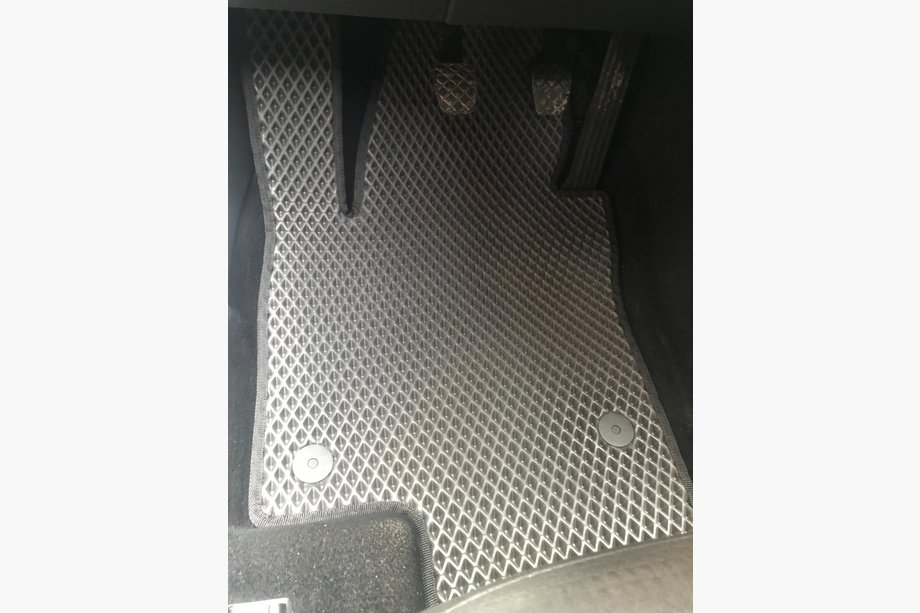 Volkswagen Jetta 2011–2018 EVA gulvmåtter (sorte) Image