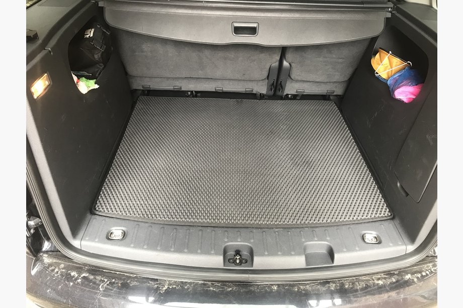 Volkswagen Caddy 2010–2015 Bagagerumsbakke standard (EVA, sort) Image
