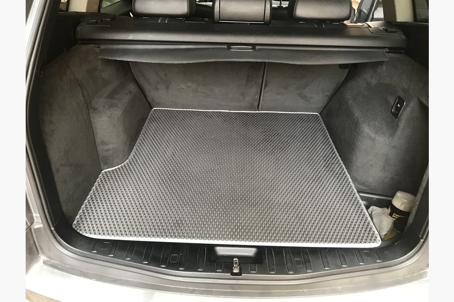 BMW X3 E83 2003–2010 Bagagerumsmåtte (EVA, sort) Image