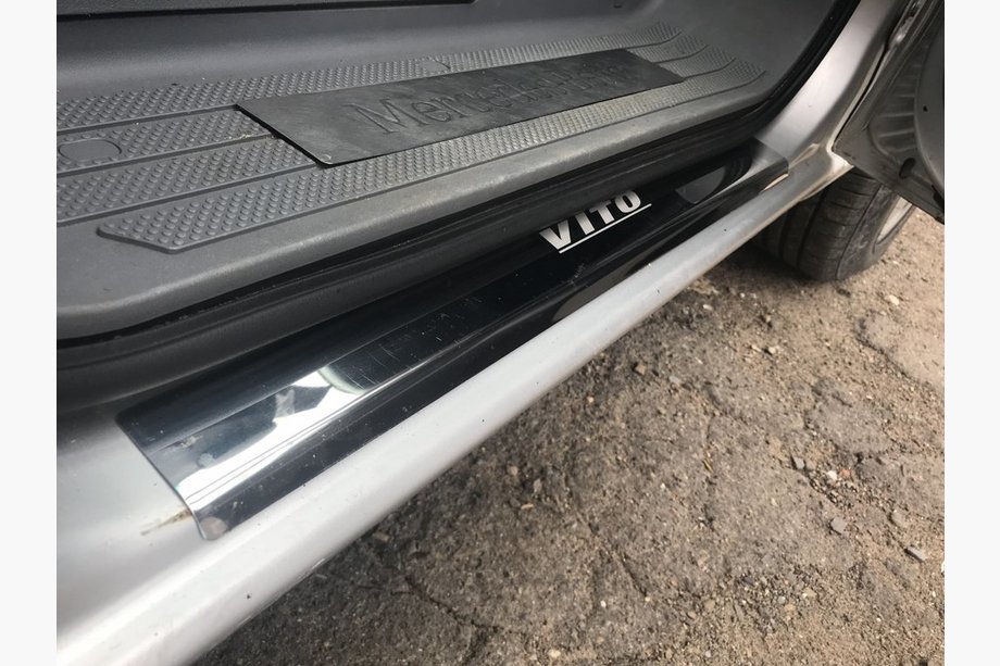 Mercedes Vito/V-klasse W447 2014– Indstigningslister Laser-style (2 stk., stål) Image