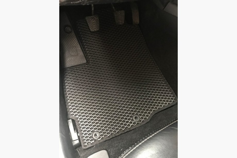 Mitsubishi Outlander 2006–2012 EVA bilmåtter (sort) Image