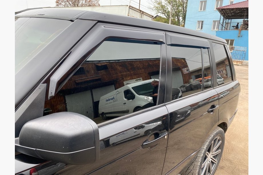 Range Rover III L322 2002–2012 Vindafvisere til sideruder (4 stk., Niken) Image