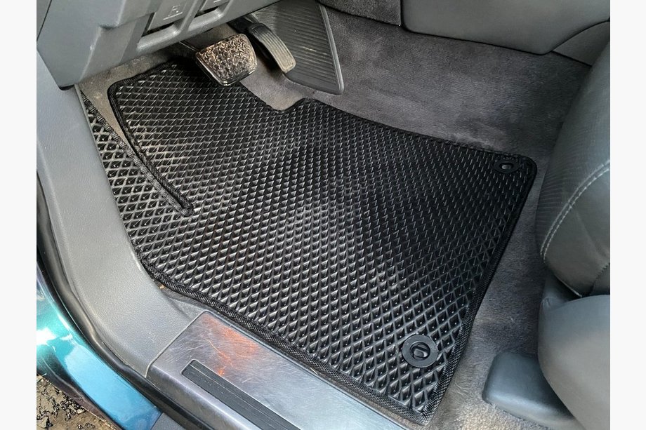 Toyota Land Cruiser 200 2007–2021 Polyurethan bilmåtter (2007-2012, EVA, sorte) Image