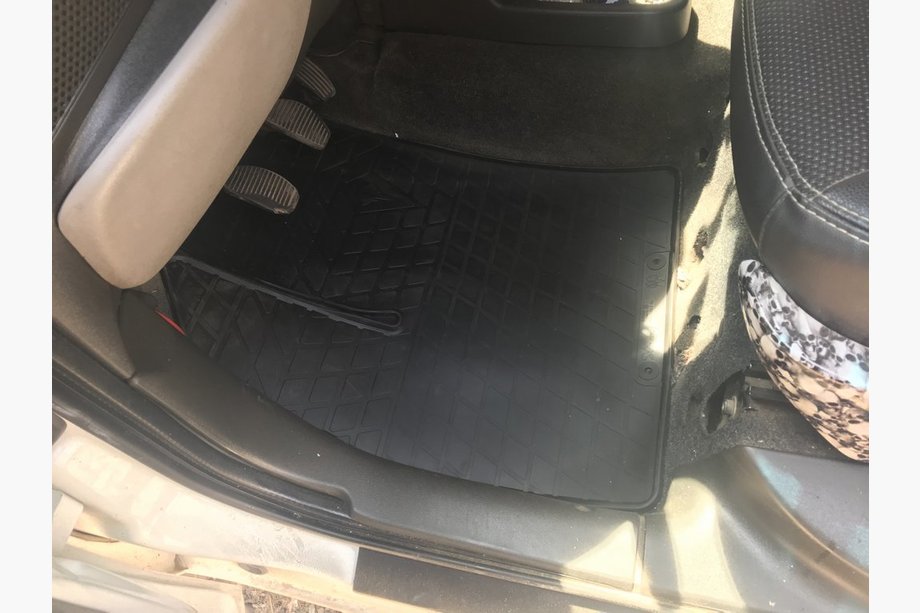Fiat Doblo I 2005–2010 Gummimåtter (Stingray) 2 stk., Premium – uden gummilugt Image