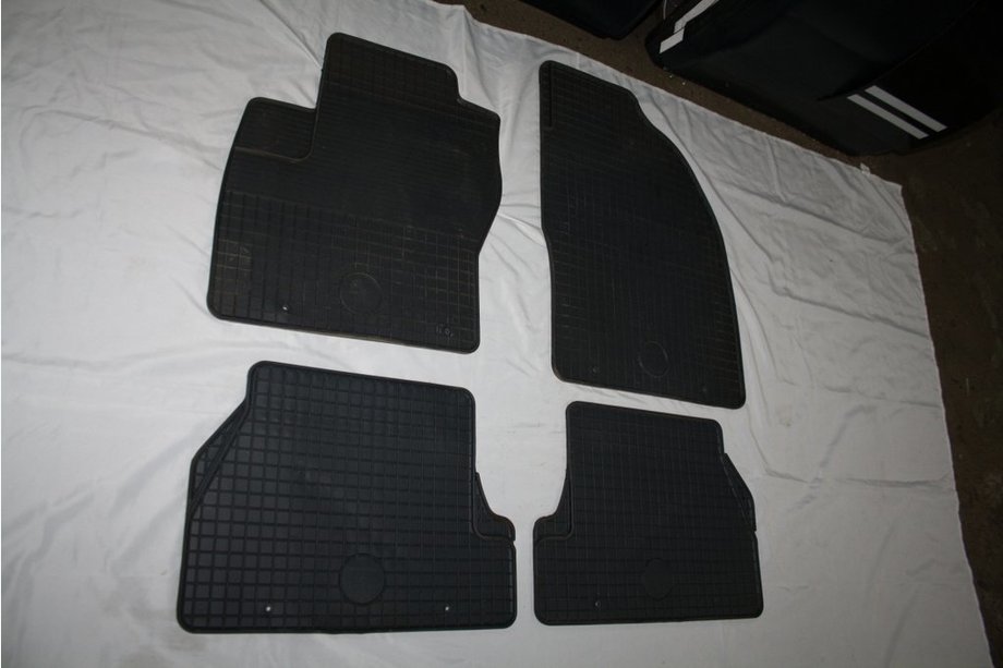 Ford Focus II 2005–2008 Gummimåtter (4 stk., Doma) Image