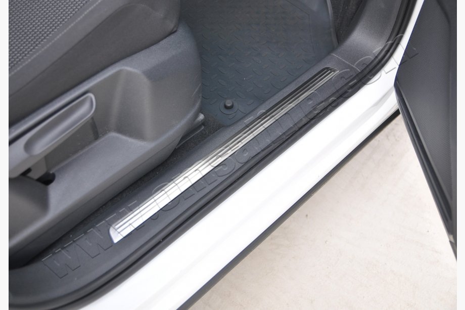 Volkswagen Tiguan 2016–2023 OmsaLine indvendige dørtærskellister (rustfrit stål) Foto 1