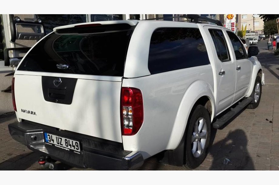 Nissan Navara 2006–2015 Hardtop (Canopy) Image