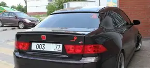 Honda Accord VII 2002–2007 Blende (glasfiber, klar til lakering) foto 1