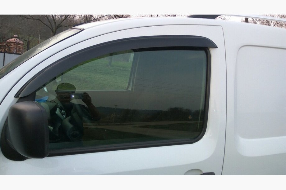Peugeot Partner Tepee 2008–2018 Vindafvisere til sidevinduer (2 stk., UA-Sport) Image