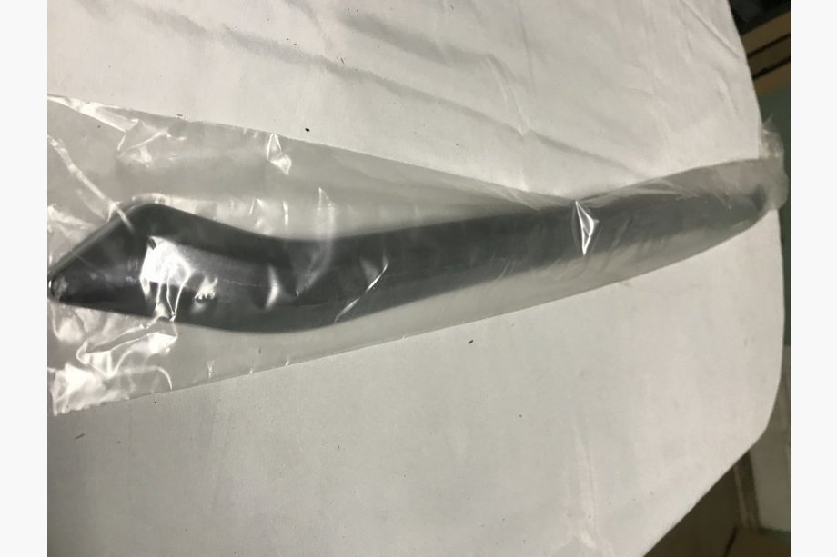 Hyundai IX-35 2010–2015 Kantliste til motorhjelm (ABS) Image