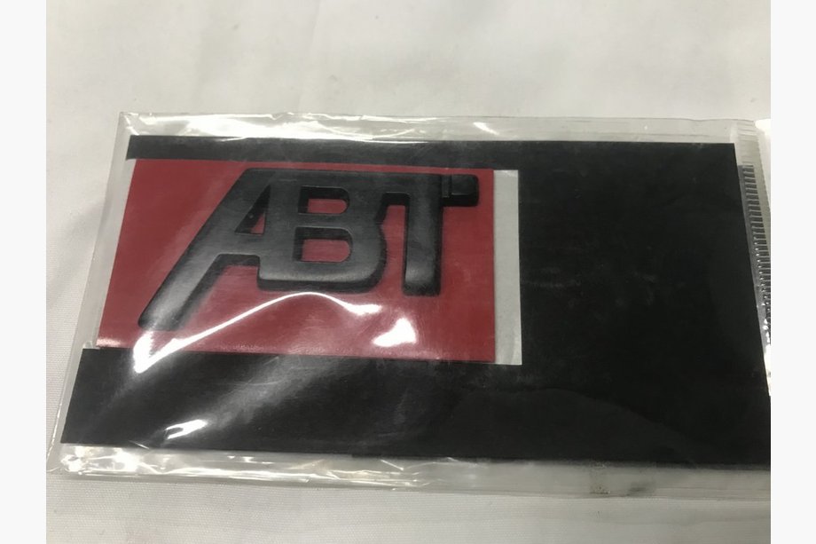 Audi Q7 2005–2015 ABT emblem (sort) Image