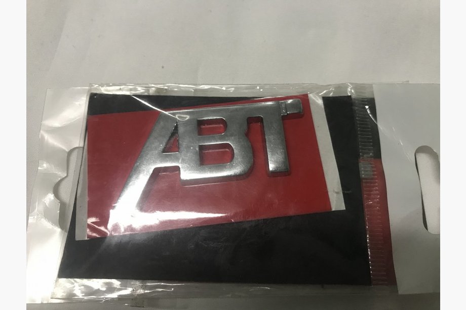 Audi Q7 2005–2015 ABT emblem (krom) Image
