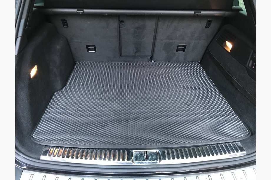 Volkswagen Touareg 2010–2018 Bagagerumsmåtte V2 (EVA, sort) Image