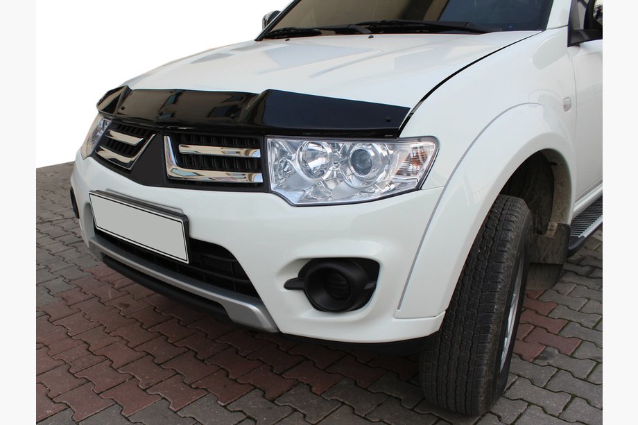 Mitsubishi L200 2006–2015 Motorhjelmsdeflektor (EuroCap) Image