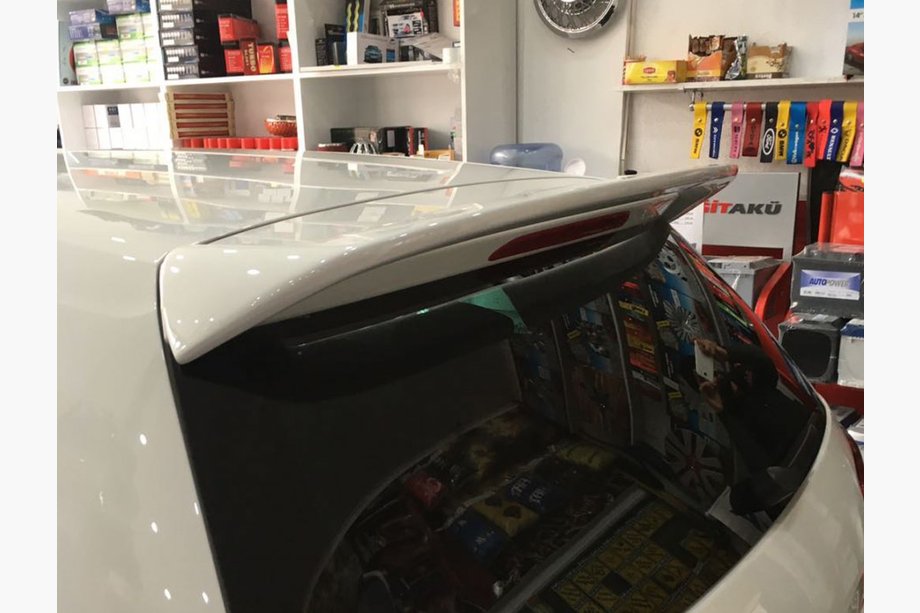 Volkswagen Golf 7/E-Golf 2012–2020 Meliset spoiler (til Base HB, til lakering) Image